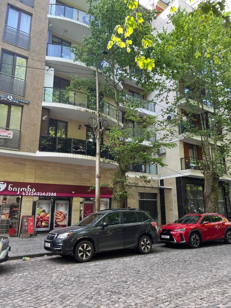 Апартаменты Intown Кутаиси Экстерьер фото